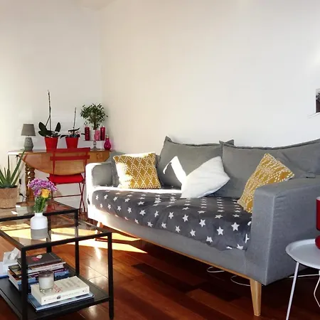Apartment Beautiful Place With Mezzanine Near Montmartre Paris