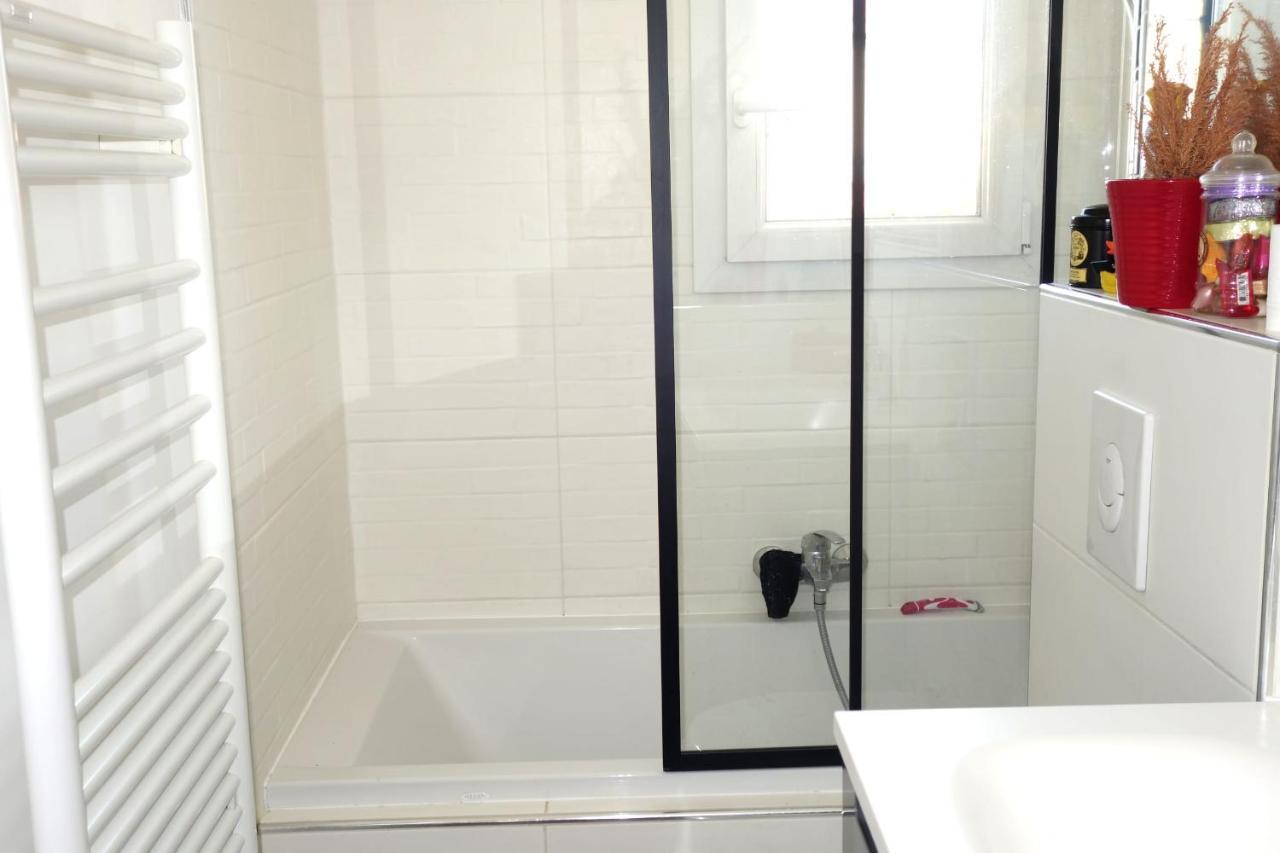 Beautiful Place With Mezzanine Near Montmartre Apartment
